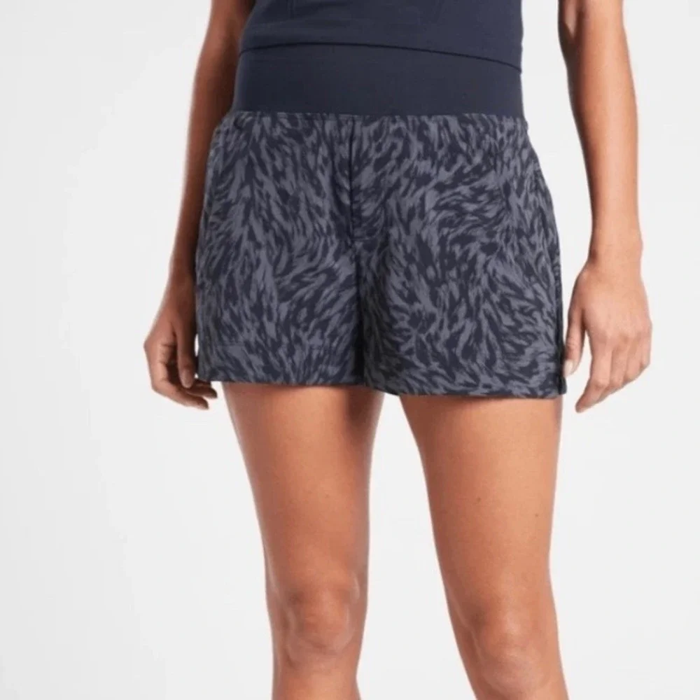 NEW Athleta Womens 20 Trekkie North Printed Short Blue‎ Ripstop Hike Camp Trail